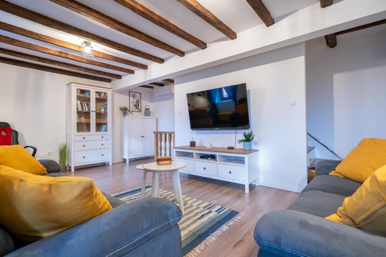 Holiday House Nova Stara Baška Zewnętrze zdjęcie