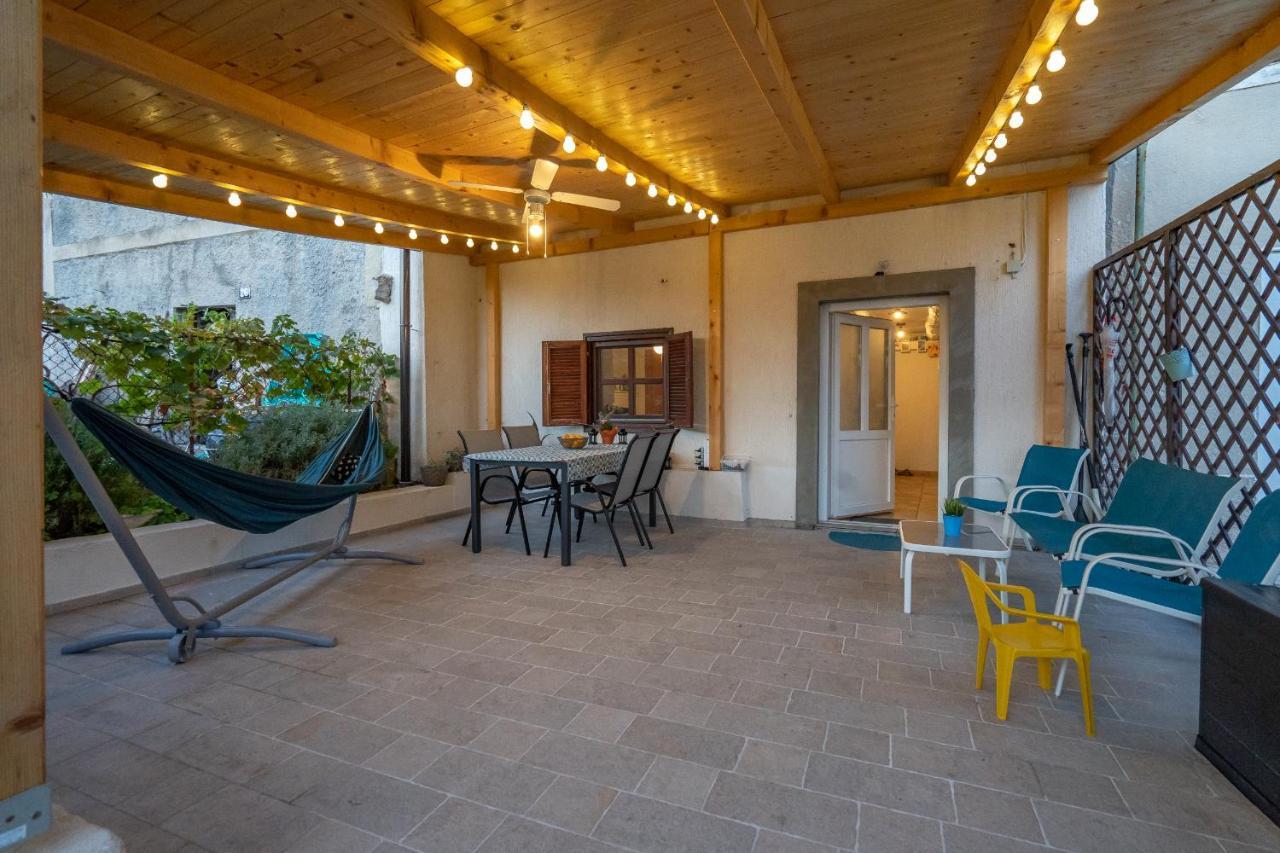Holiday House Nova Stara Baška Zewnętrze zdjęcie