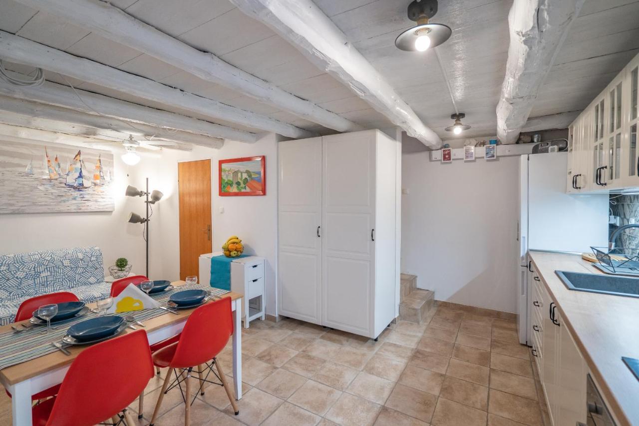 Holiday House Nova Stara Baška Zewnętrze zdjęcie