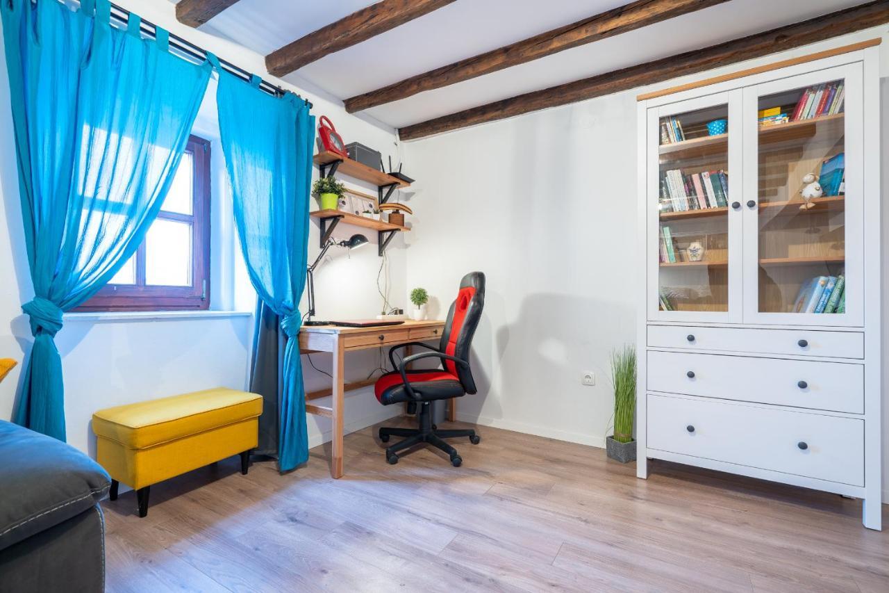 Holiday House Nova Stara Baška Zewnętrze zdjęcie