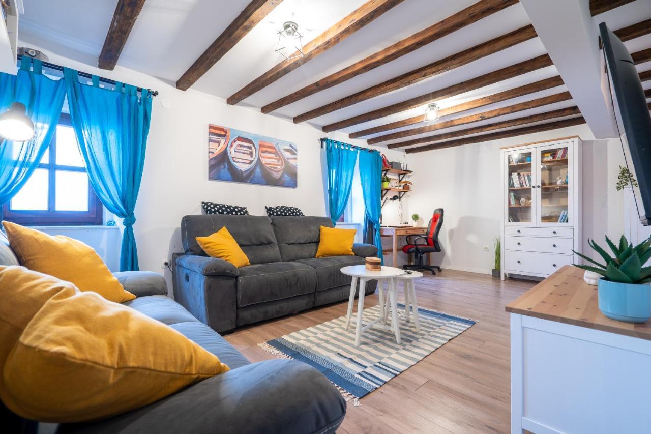 Holiday House Nova Stara Baška Zewnętrze zdjęcie