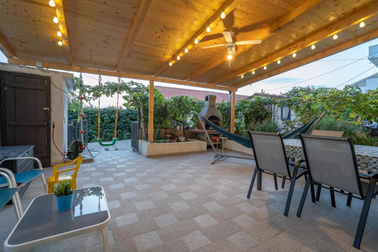 Holiday House Nova Stara Baška Zewnętrze zdjęcie
